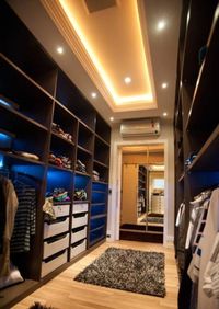 Большая открытая гардеробная комната с комбинированным наполнением Сыктывкар