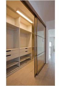 Линейная гардеробная комната с дверями купе Сыктывкар