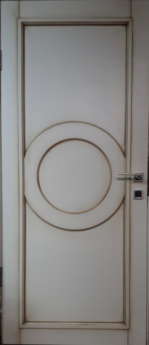 Межкомнатная дверь в профиле массив (эмаль с патиной) Сыктывкар